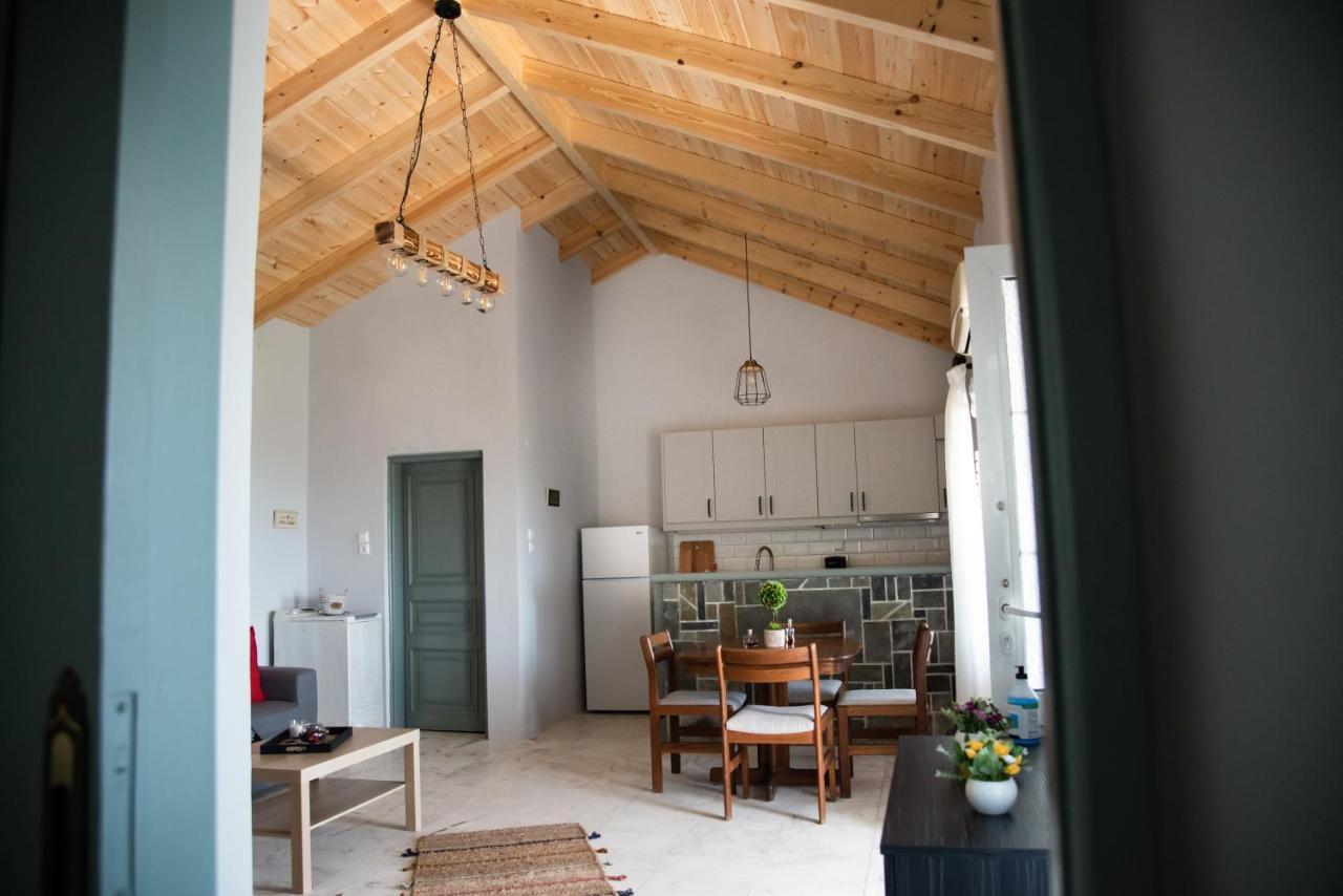 Rena'S Panorama View House Guest House Vovikes Luaran gambar