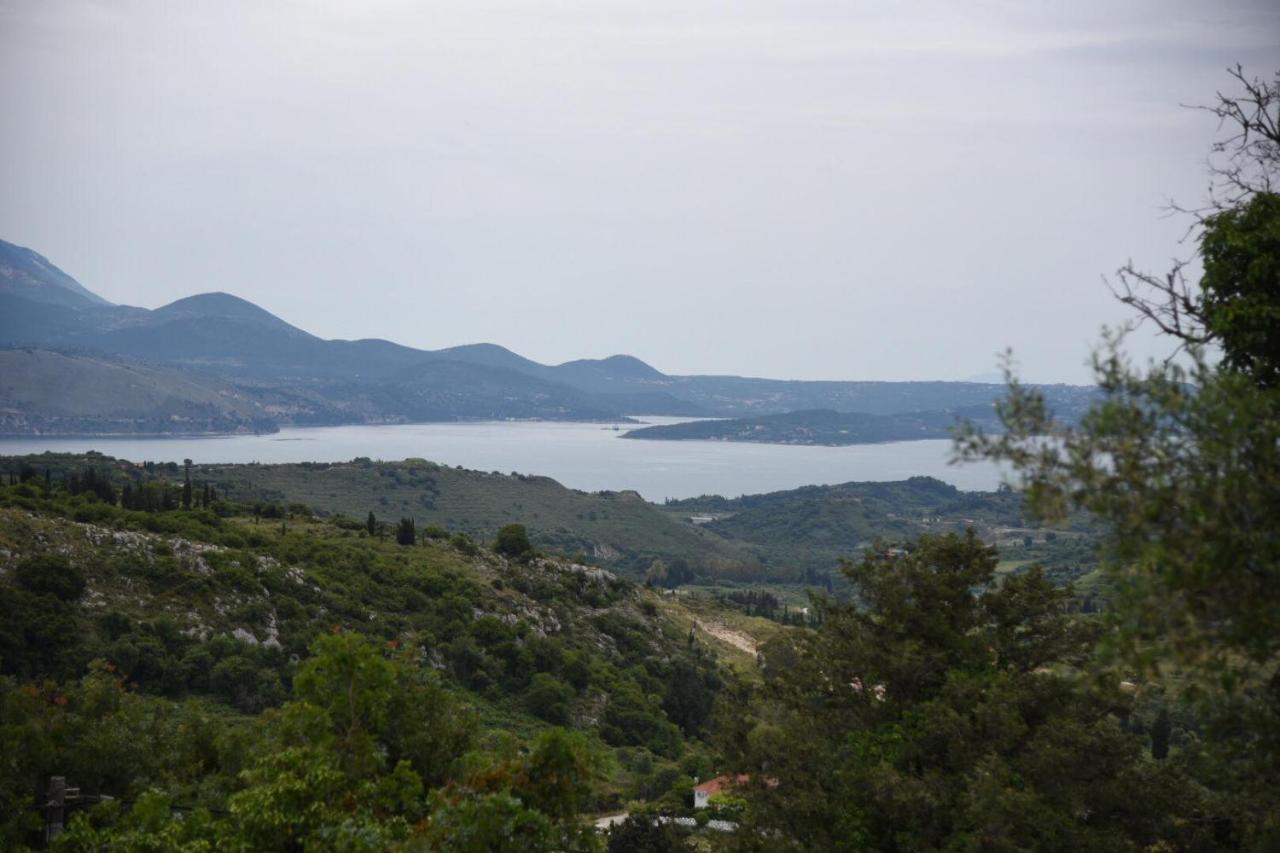 Rena'S Panorama View House Guest House Vovikes Luaran gambar
